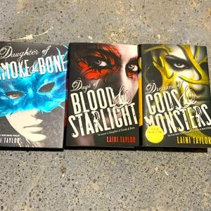 Daughter of Smoke & Bone Trilogy By Laini Taylor